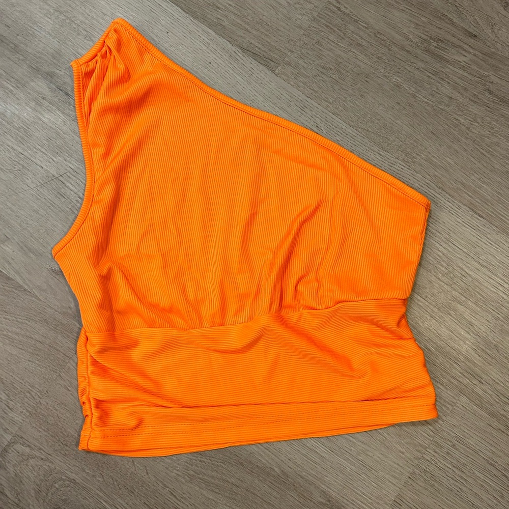 Womans crop top